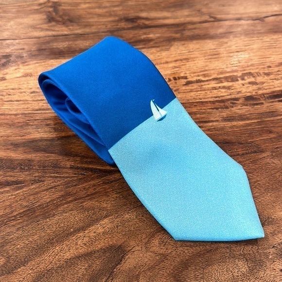 MFA Boston Blue Little Boat Tie - Picture 2 of 10
